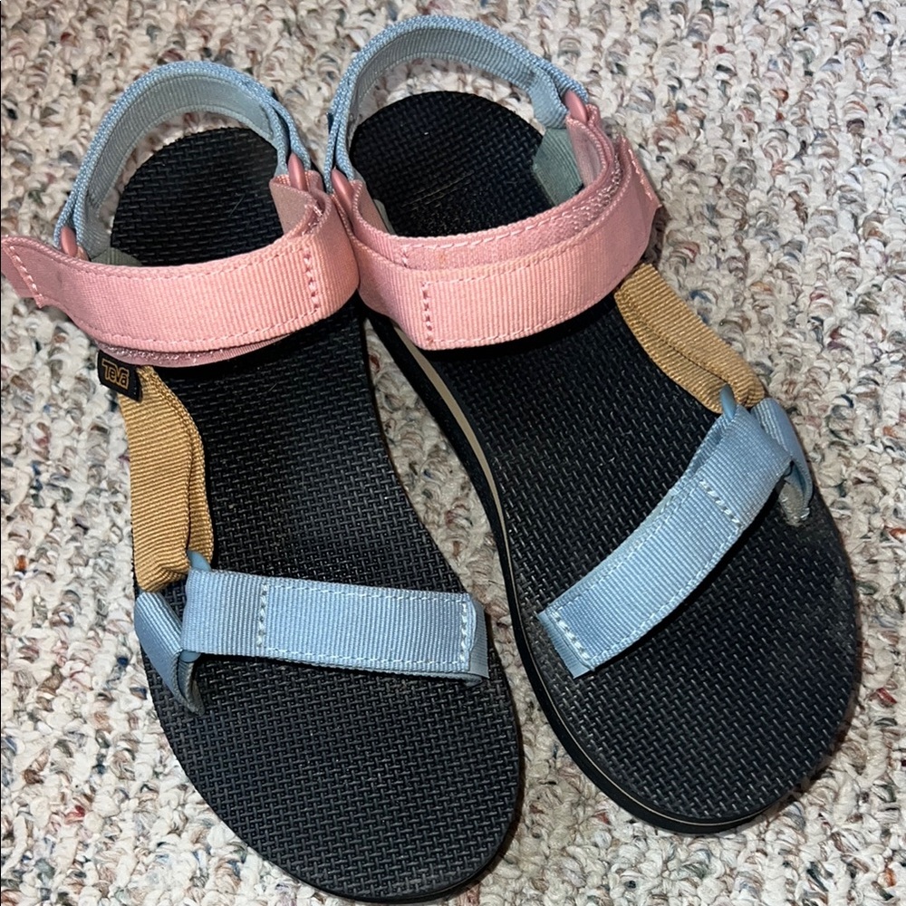 Women’s Teva Flatform Universal Sandal Multi Color Pink Blue size 7